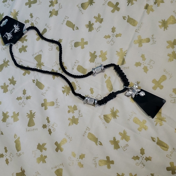 COPY - Taramanda Jewelry Set - Picture 1 of 6